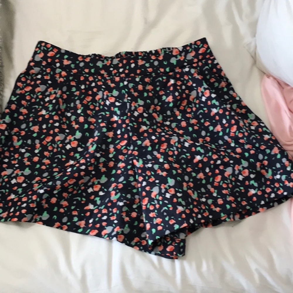 Folwy shorts
